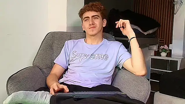 Tyler_Mcrey Show Webcam