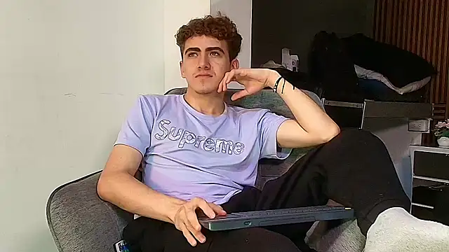 Tyler_Mcreyn Webbikameraesitys