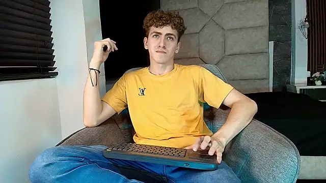 Tyler_Mcrey Webcam Show