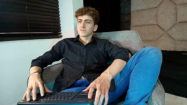 Tyler_Mcreyn Webbikameraesitys