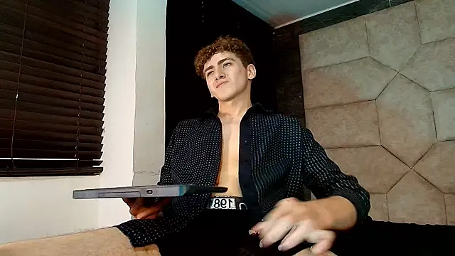 Tyler_Mcrey webcam show