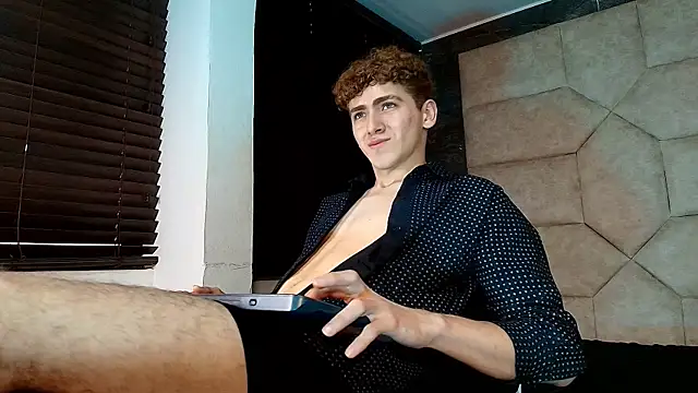 Tyler_Mcrey Webcam-Show