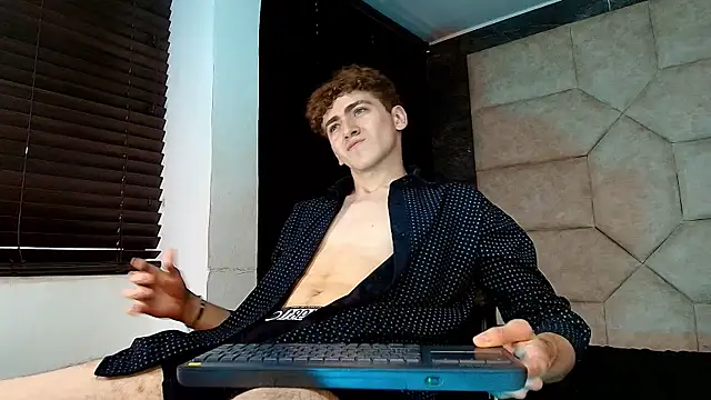 Show de Tyler_Mcrey na webcam
