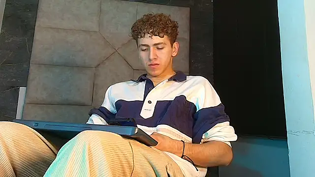 Tyler_Mcrey Webcam show
