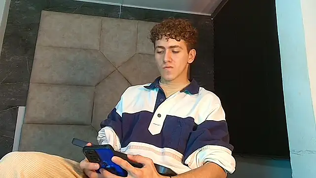 Tyler_Mcrey Шоу с уебкамера