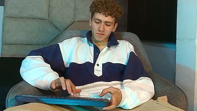 Tyler_Mcrey webcam show