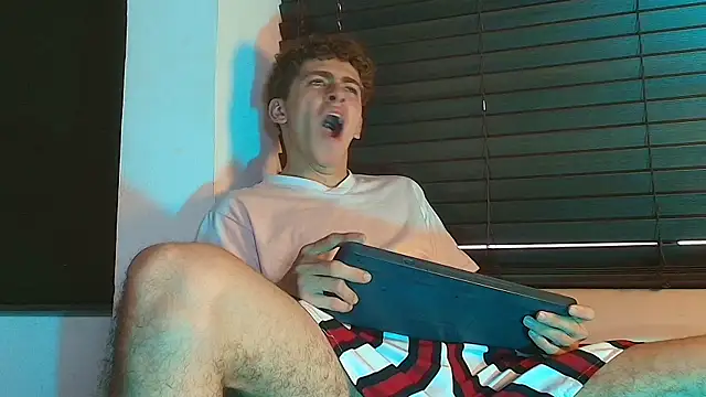 Tyler_Mcrey – webcam-show