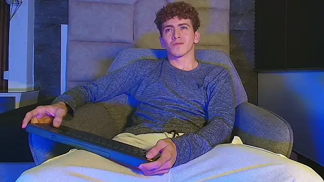 Tyler_Mcrey Webcam Show