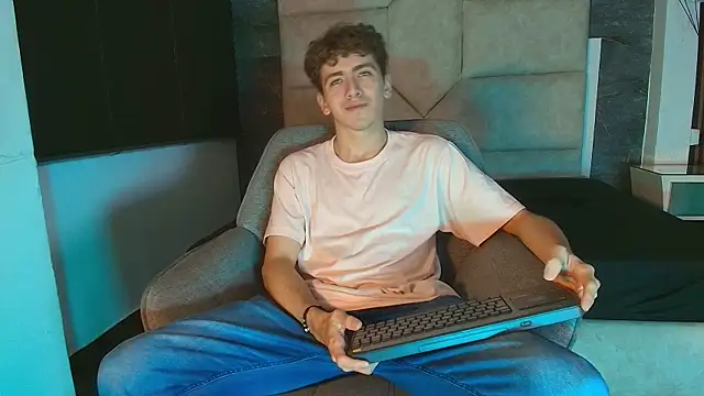 Вебкам-шоу Tyler_Mcrey