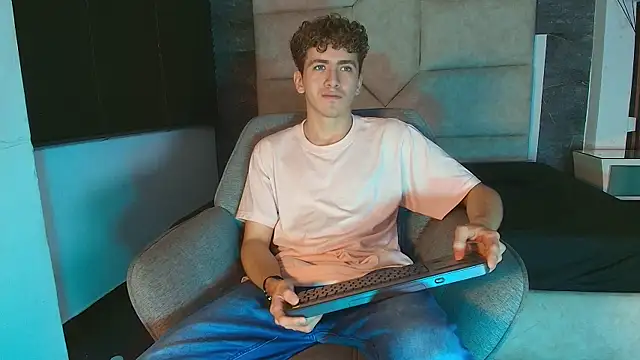 Show Webcam de Tyler_Mcrey