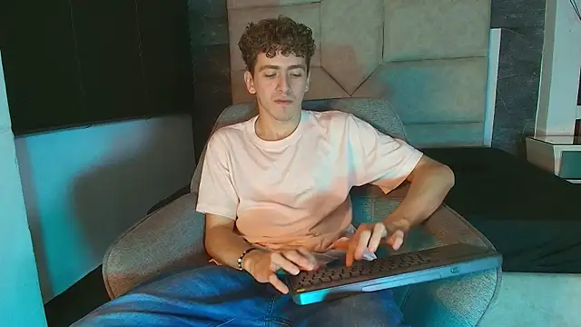 Tyler_Mcrey – webcam-show