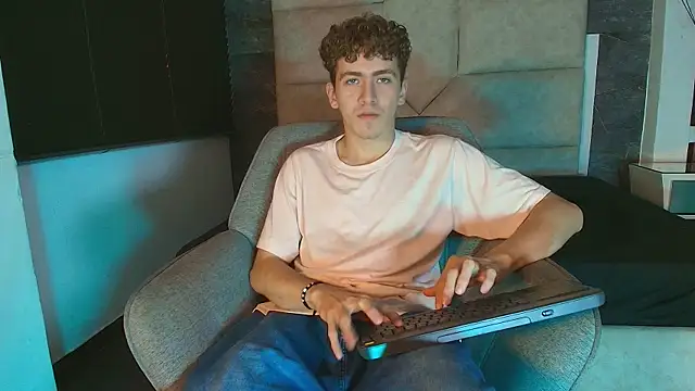 Tyler_Mcrey Pertunjukan Webcam