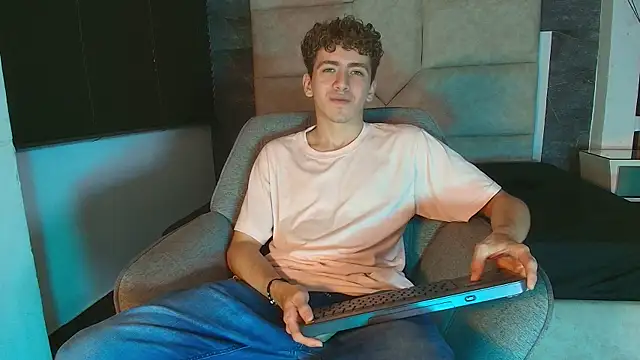 Tyler_Mcrey Webcamshow