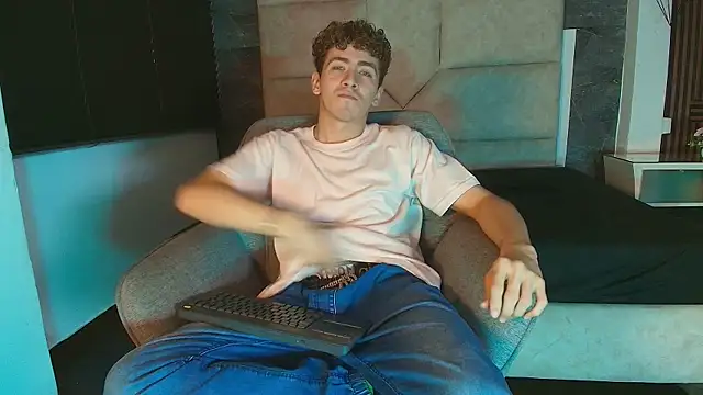 Tyler_Mcreyn Webbikameraesitys