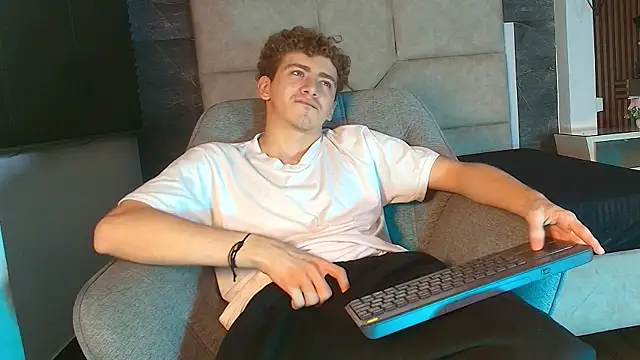 Webkamerová show Tyler_Mcrey