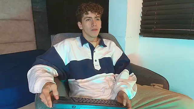 Tyler_Mcrey – webcam-show