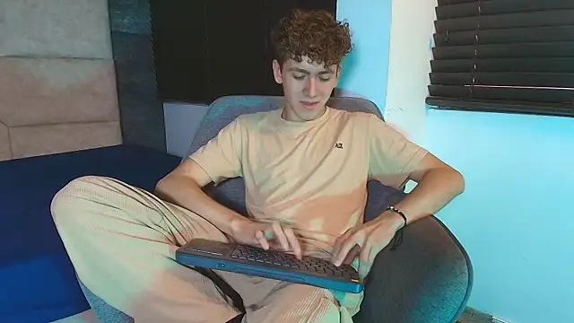 Tyler_Mcrey webkamerás műsora