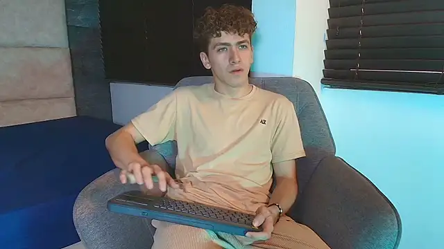 Tyler_Mcrey webkamerás műsora