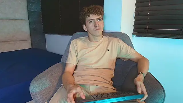 Tyler_Mcrey webkamerás műsora
