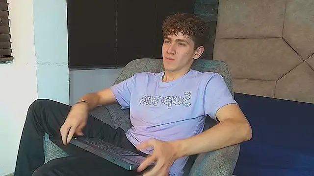 Tyler_Mcrey webkamerás műsora