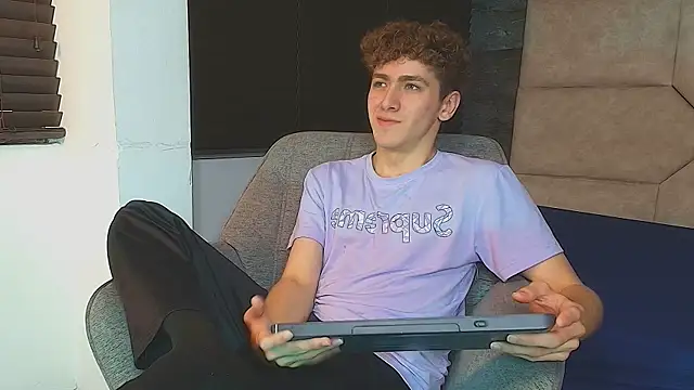 Tyler_Mcreyn Webbikameraesitys
