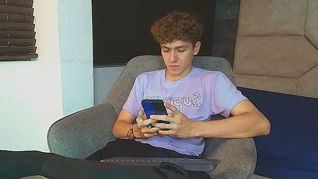 Tyler_Mcrey webkamerás műsora