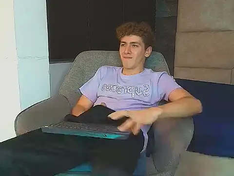Tyler_Mcrey: вебкам-шоу