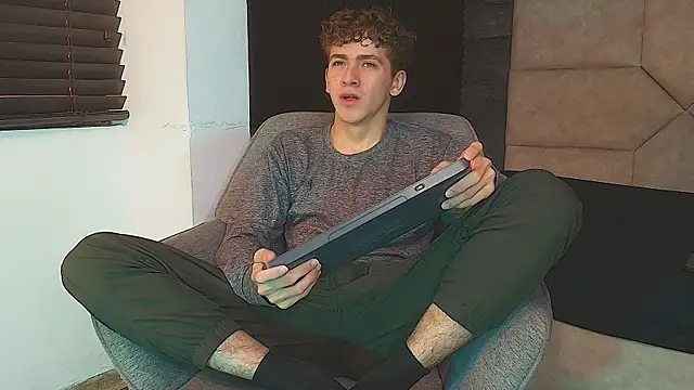 Tyler_Mcrey 网络视讯表演