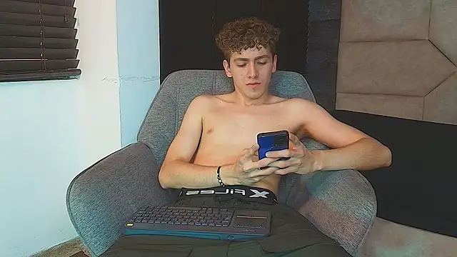 Show de Tyler_Mcrey na webcam
