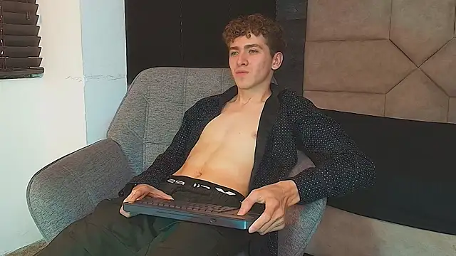 Tyler_Mcrey Webcamshow
