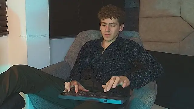Tyler_Mcrey webcam show