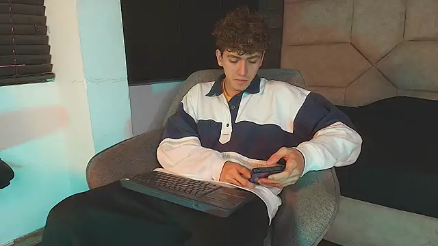 Tyler_Mcrey webcam show