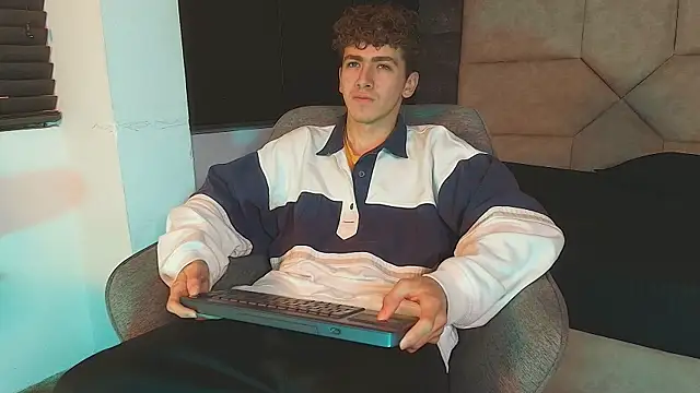 Tyler_Mcreyn Webbikameraesitys