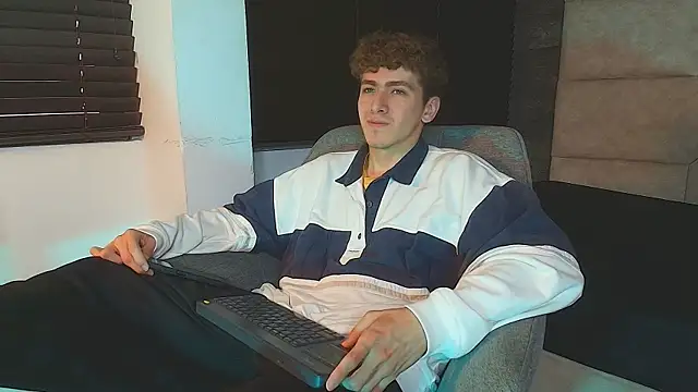 Tyler_Mcrey Webcam Show