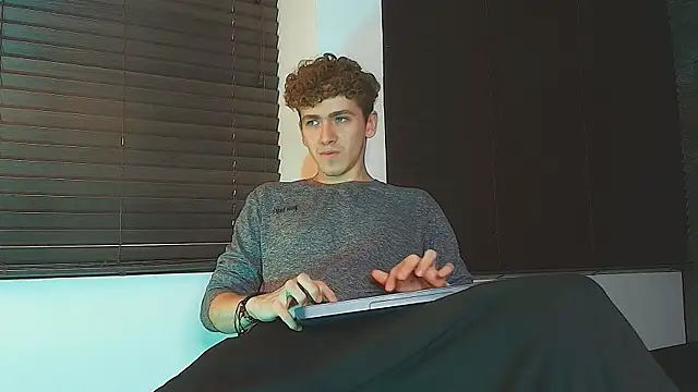 Tyler_Mcrey ওয়েবক্যাম শো