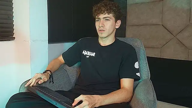Tyler_Mcrey – webcam-show