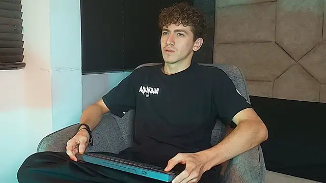 Tyler_Mcrey 网络视讯表演