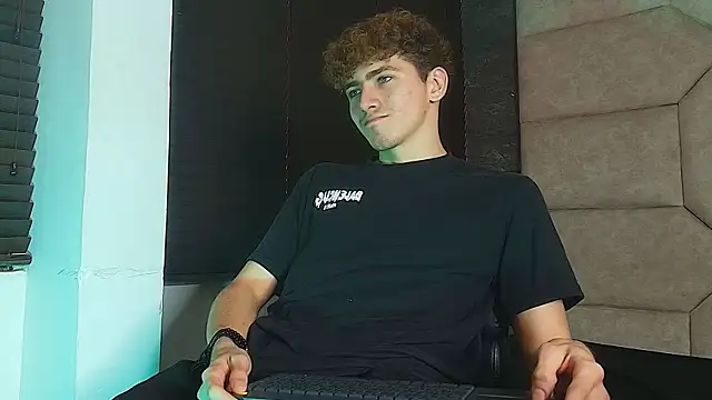 Show de Tyler_Mcrey na webcam