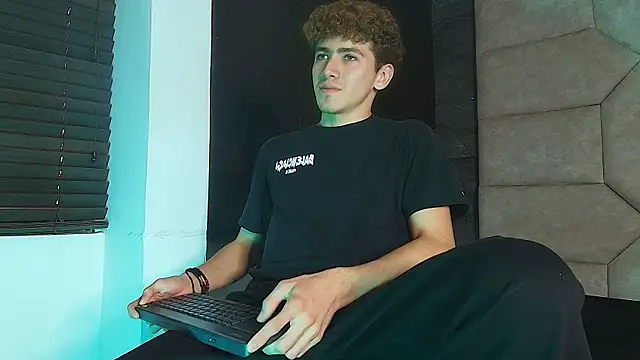 عرض كام Tyler_Mcrey