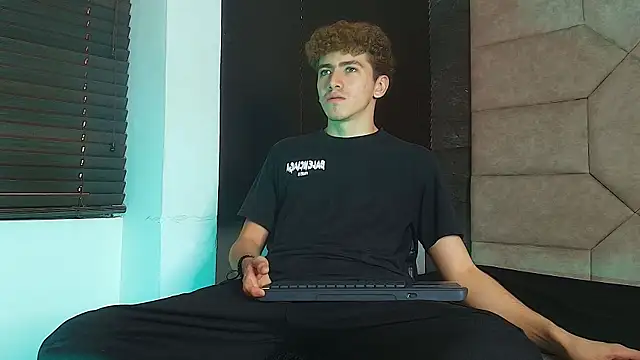 Tyler_Mcrey Webcam Show