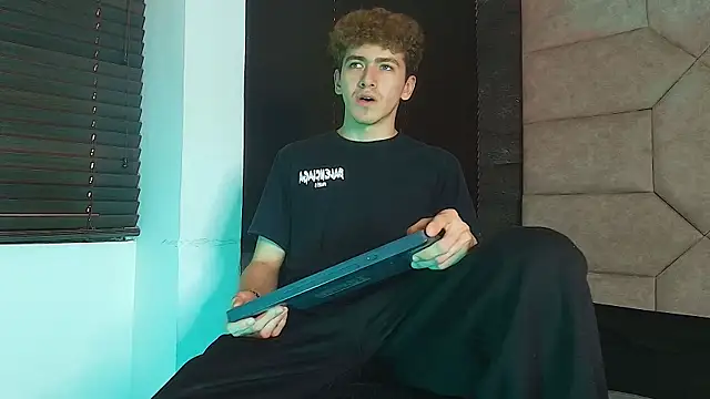 Tyler_Mcrey 网络视讯表演
