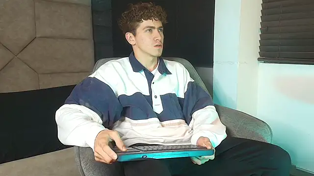Tyler_Mcrey webkamerás műsora