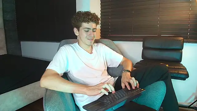 Show webcam de Tyler_Mcrey