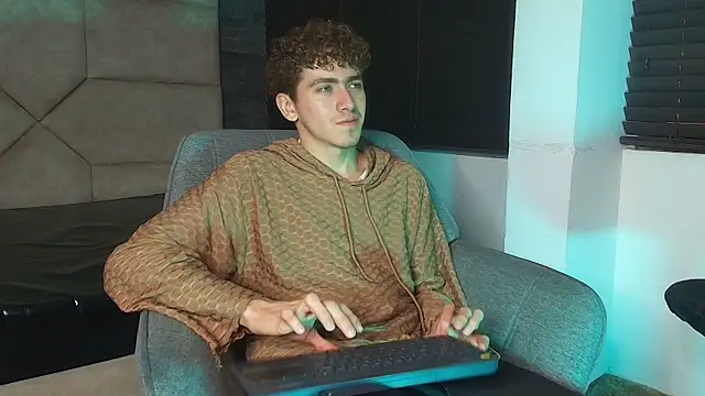 Tyler_Mcrey Webcam show