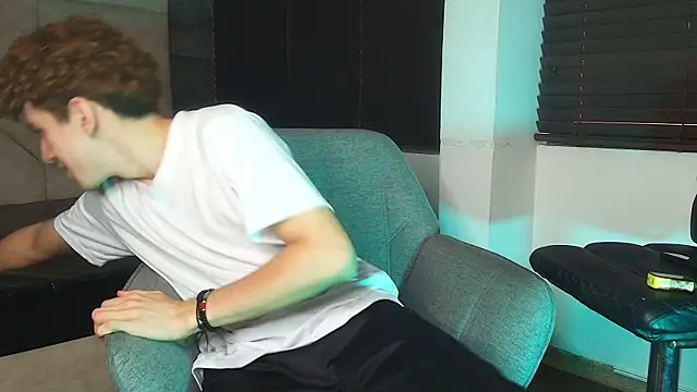 Tyler_Mcrey Webcam-Show