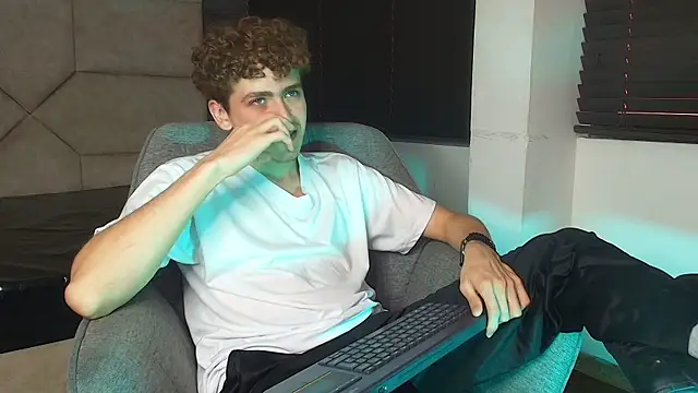 Tyler_Mcrey Webcamshow