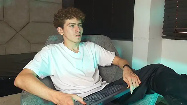 Tyler_Mcrey Pertunjukan Webcam
