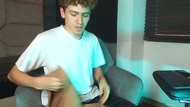 Tyler_Mcrey 在線直播表演