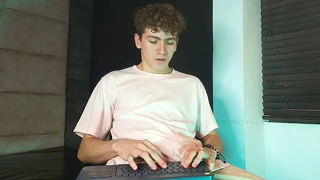 Tyler_Mcrey Webcam Show