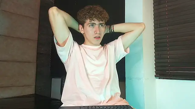 Tyler_Mcrey Pertunjukan Webcam